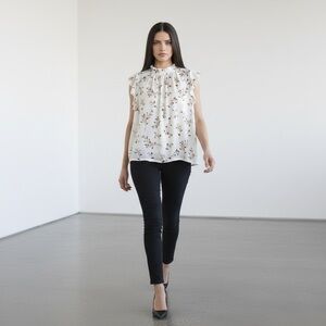 Floral Cream Sleeveless Melloday Smocked Blouse – Size XL